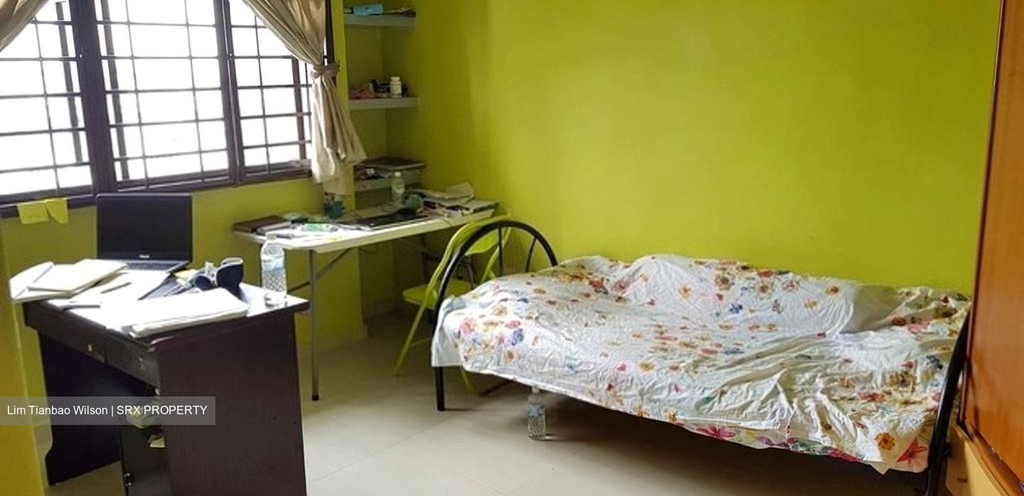 Blk 656 Jurong West Street 61 (Jurong West), HDB Executive #401236111